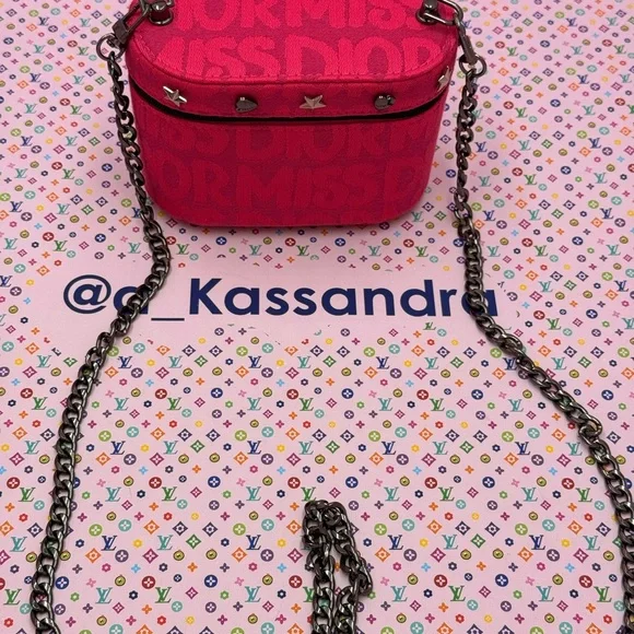 Limited Edition Miss Dior Beauty Pouch – Custom Convertible Crossbody - Picture 3 of 6